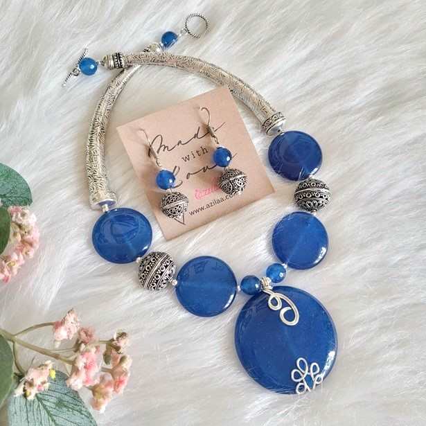 Statement BLUE beaded gemstone choker necklace set