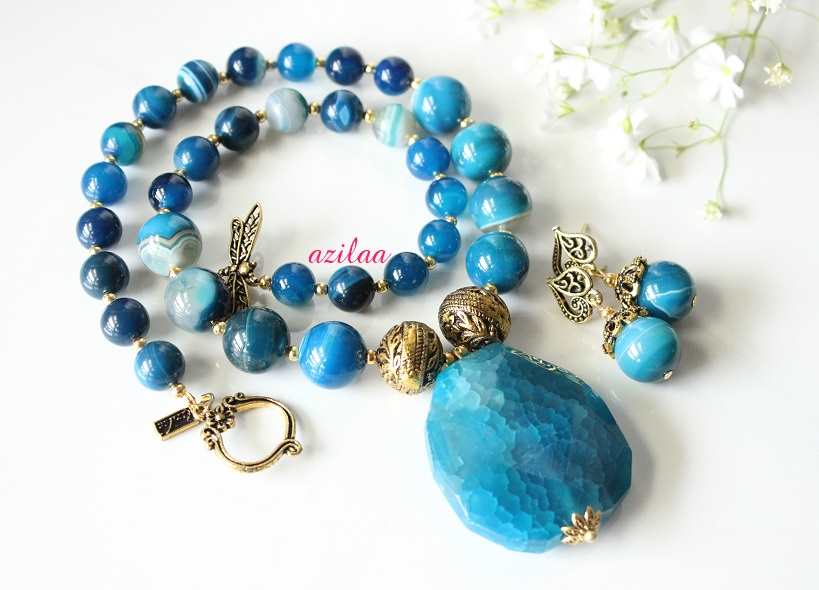 Statement Blue gemstone beaded handmade necklace set