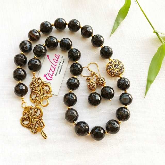 Statement black onyx gemstone beaded antique golden necklace set