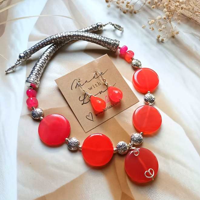 Statement carrot pink disk antique silver gemstone necklace set
