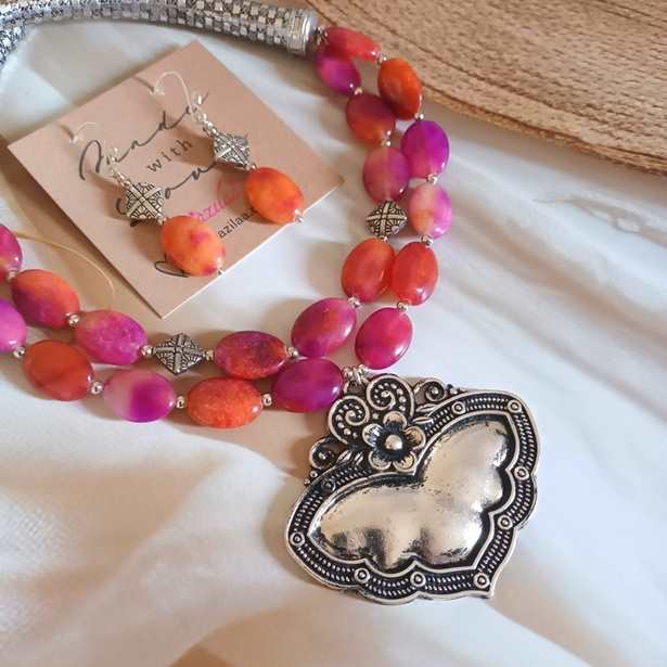 Statement pink shaded beaded gemstone necklace set