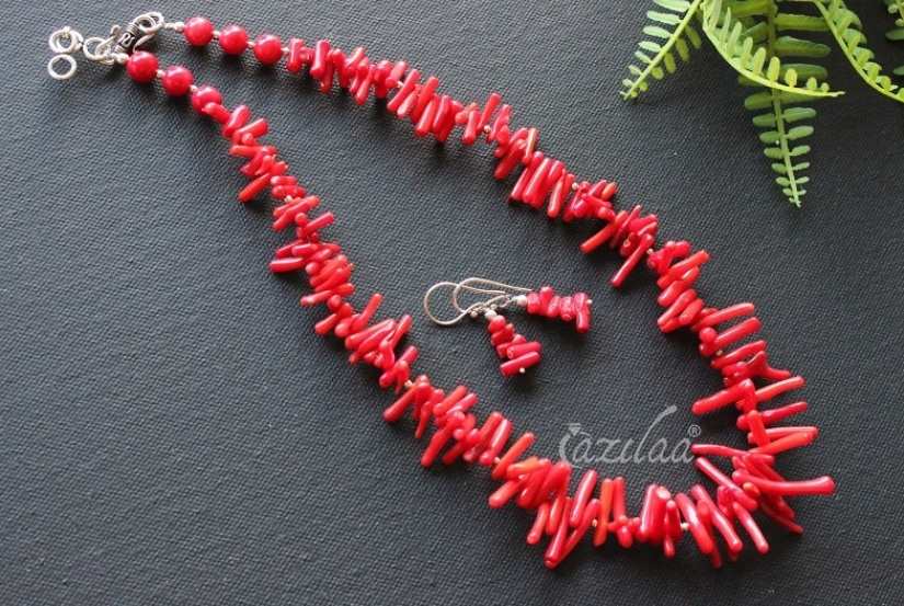 Statement red bamboo coral necklace