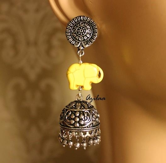 Statment yellow elephant handmade necklace set