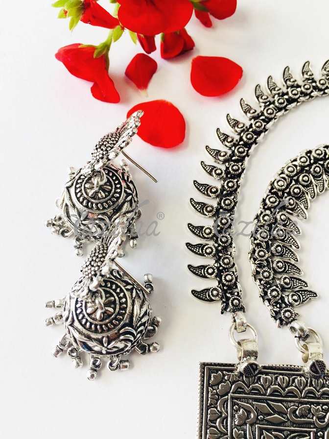 Tribal Statement designer boho pendant necklace earrings set