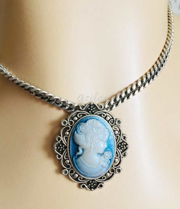 Vintage style lady Blue pendant designer necklace