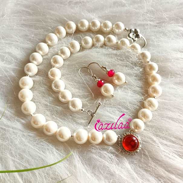 White pearl beaded choker necklace earrings