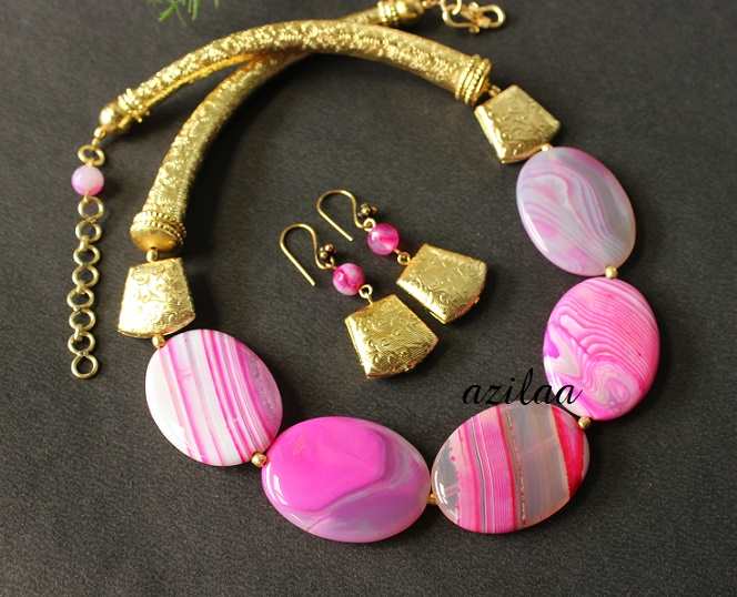 Statement oval  agate gemstone beaded necklace set 